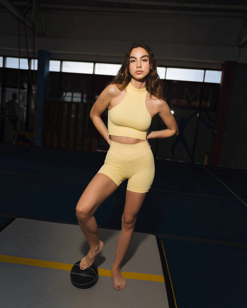 ALIGN SHORT BUTTER YELLOW